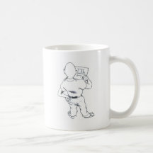 professor em perspectiva careca anlizando espaço caneca