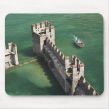 Provincia de Italia, Brescia, Sirmione. Castello 3 Tapete De Raton