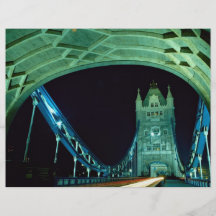 Puente en la noche, Londres, Inglaterra de la torr Tarjetón