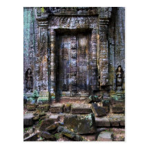 Puerta antigua de las persianas del templo tarjetas postales