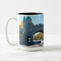 Puertas del castillo de la ciudad de Quebec Canadá Taza De Café