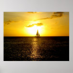 Puesta del sol amarilla y velero poster