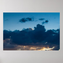 Puesta del sol azul profunda posters