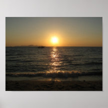 Puesta del sol… Chonburi, Tailandia de la playa de Impresiones