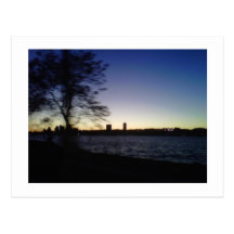 Puesta del sol de NYC Tarjetas Postales