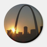 Puesta del sol del arco de St. Louis Iman De Nevera