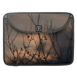 Puesta del sol en el fondo funda para macbook pro