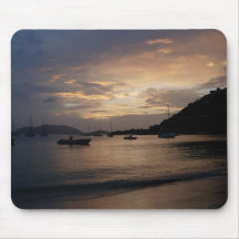 Puesta del sol en los British Virgin Islands Tapete De Ratones