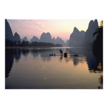 Puesta del sol hermosa: Cruzar el río Li, Guilin,  Comunicado