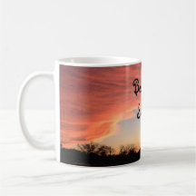 Puesta del sol hermosa taza de café