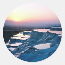 Puesta del sol sobre los travertinos, Pammukale, T Etiqueta Redonda
