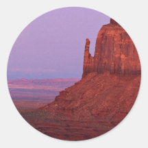 Puesta del sol y salida de la luna en la mota de l etiquetas redondas