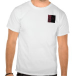 Puntos de la baya en la camiseta negra