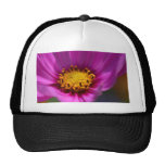 Púrpura de la flor gorro de camionero