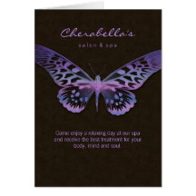Púrpura de la mariposa de la tarjeta de felicitaci