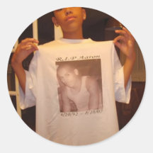 R.I.P Aaron-Llopes Etiqueta