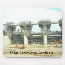 Ratón bajo construcción alfombrilla de raton