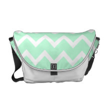 Rayas del zigzag de la verde menta bolsa de mensajeria 
