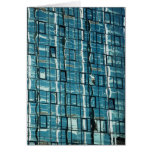Reflexiones abstractas en el rascacielos Windows Tarjetas