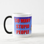 Regalo estúpido de la taza de la gente