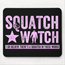Reloj de Squatch - letras apenadas rosa del Grunge Alfombrillas De Ratones
