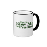 Remilgada divertida del día del St Patricks Taza