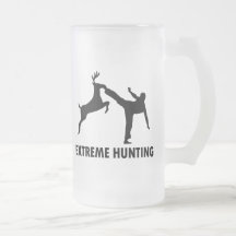 Retroceso extremo del karate de los ciervos de la  taza de café