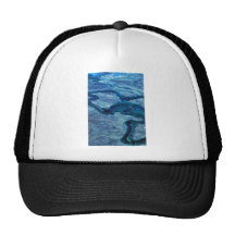 Río de serpenteo gorros bordados