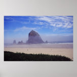 Roca del Haystack en la playa 2 de Canon Poster