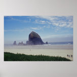 Roca del Haystack en la playa de Canon Poster