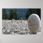 Rocas apiladas en la playa impresiones