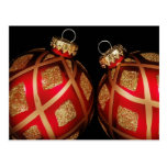 Rojo y postal del ornamento del navidad del oro