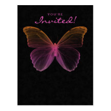 Rosa de la invitación de la postal de la mariposa 