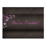 Rosa de la invitación de la postal de la mariposa 