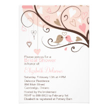 Rosa e invitación nupcial de la ducha de los pájar