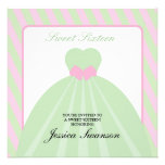 Rosa en colores pastel y dulce formal verde diecis invitación