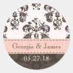 Rosa y sellos personalizados del boda del damasco  etiquetas redondas