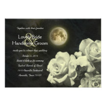 Rosas de marfil del fantasma de la Luna Llena que 