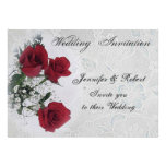 Rosas rojos que casan la invitación
