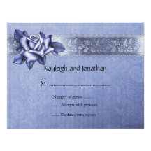 Rosas y cordón púrpuras azules RSVP Invitaciones Personales