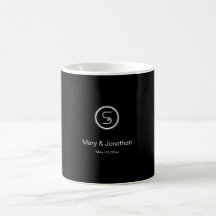 S MODERNO EN NEGRO DEL MONOGRAMA DEL CÍRCULO TAZA DE CAFÉ