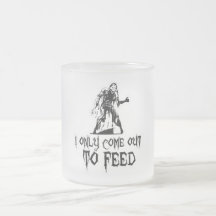 Salgo solamente alimentar al zombi taza