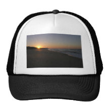 Salida del sol de la entrada de los lagos gorros  