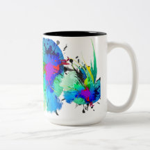 Salpicaduras abstractas de la pintura del pavo rea taza