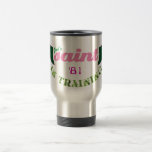Santo en la taza cristiana del viaje del entrenami