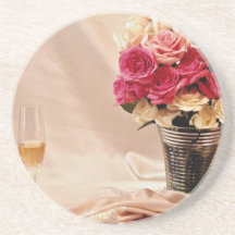 Satén blanco, ramo rosado de las perlas, rosado y  posavasos cerveza