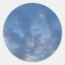 se nubla el azul de cielo pegatina redonda