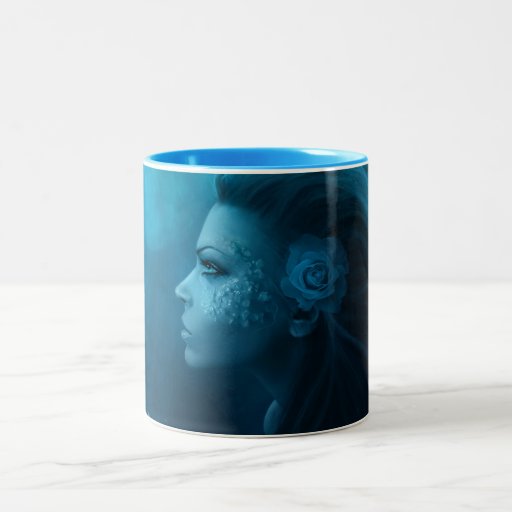 Silenciosos profundos terminan taza de café