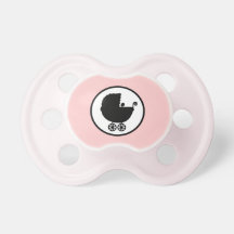 Silueta del carro de bebé en pacificador rosado