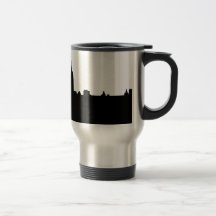 Silueta negra y blanca de Nueva York Tazas
